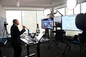 Ralph Etienne-Cummings teaches in a remote class setup